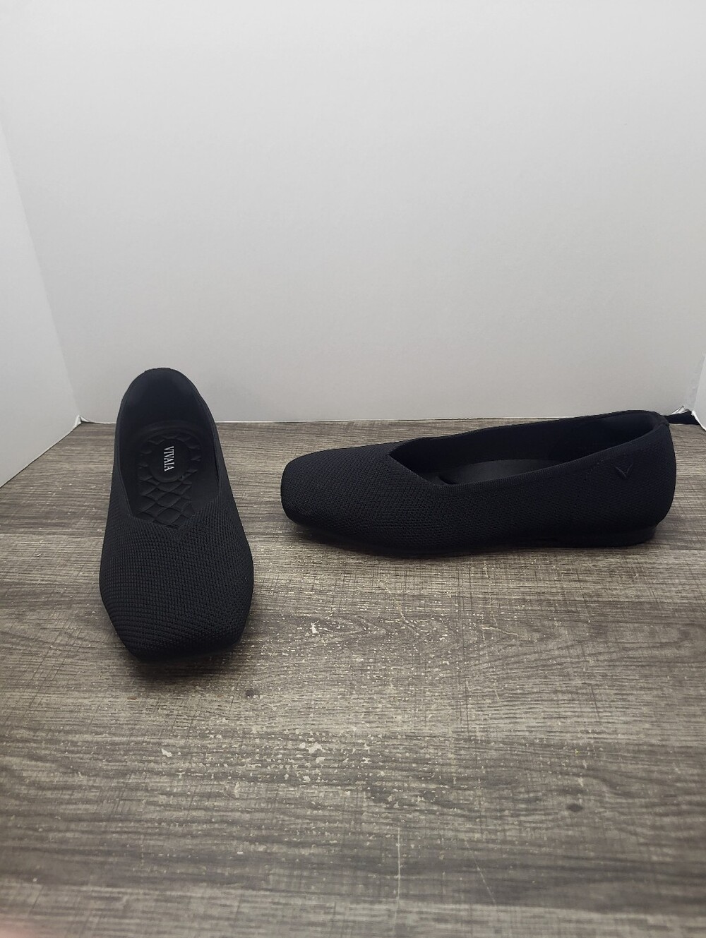 Vivaia Black Margot 3.0 Slip On Square Toe Flats Size 37 6.5